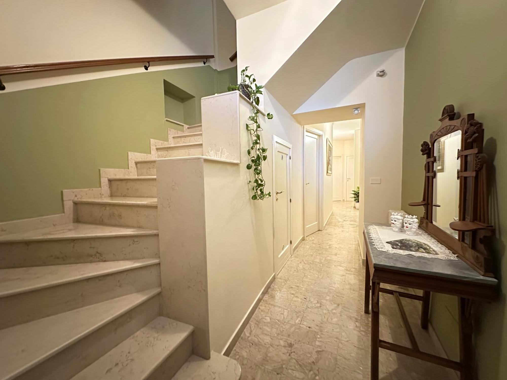 Historic B&B Apartments Home Chiaramonte Gulfi Εξωτερικό φωτογραφία