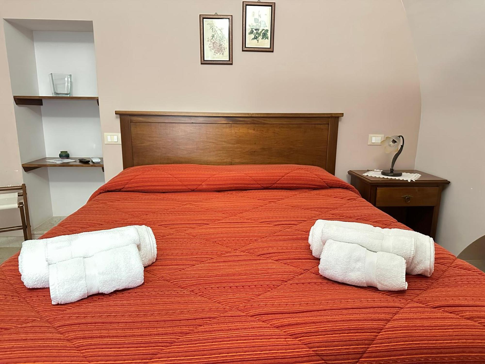 Historic B&B Apartments Home Chiaramonte Gulfi Εξωτερικό φωτογραφία