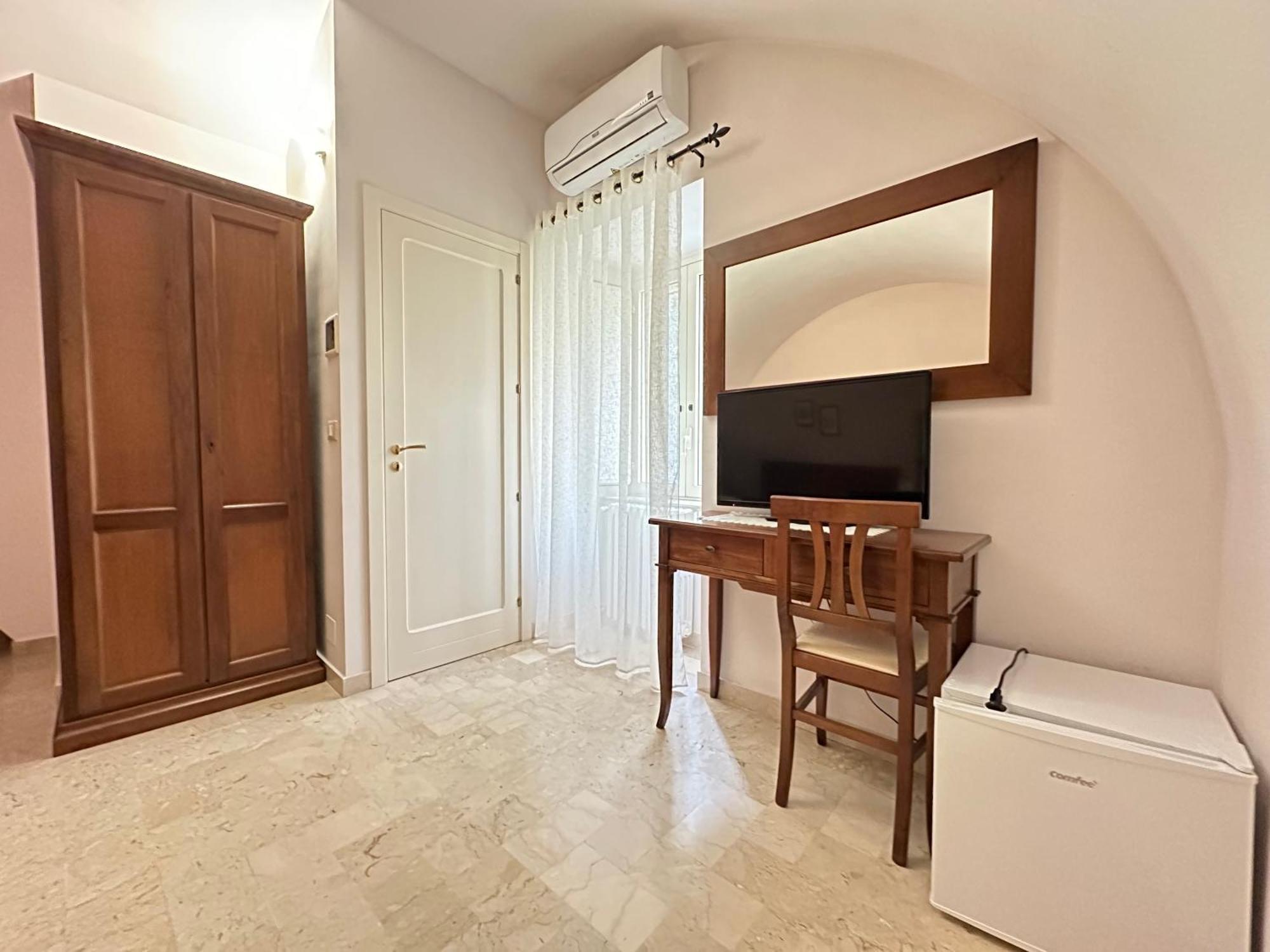 Historic B&B Apartments Home Chiaramonte Gulfi Εξωτερικό φωτογραφία